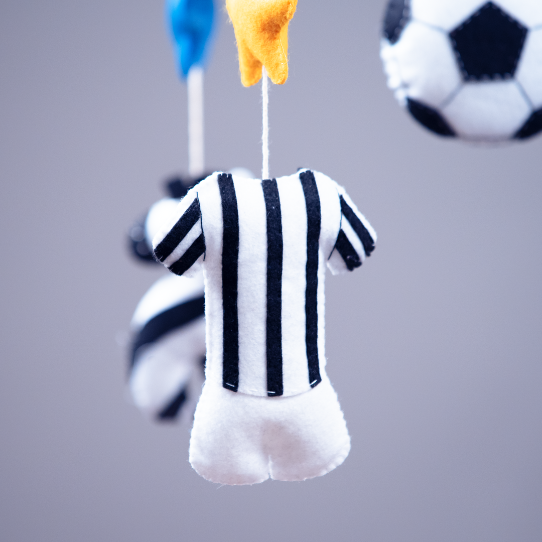 Ascolta il Carillon con l'inno bianconero!