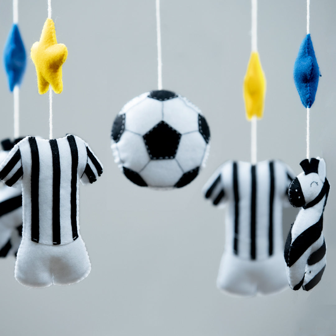 Ascolta il Carillon con l'inno bianconero!