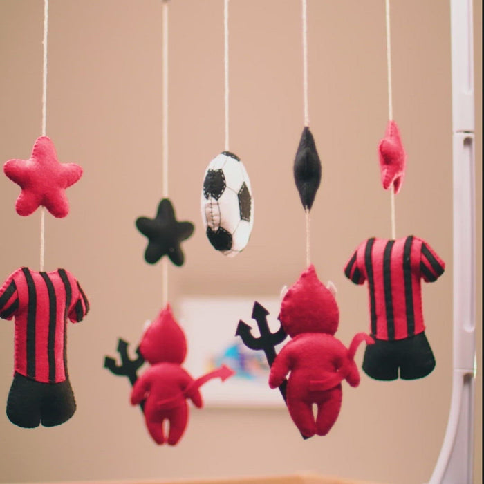 Ascolta il Carillon con l'inno rossonero!